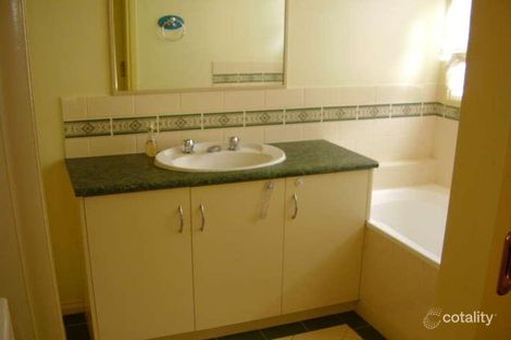 Property photo of 13 Danube Drive Werribee VIC 3030