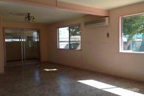 Property photo of 47 Abel Smith Parade Sunset QLD 4825