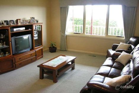 Property photo of 21 Eade Avenue Warragul VIC 3820