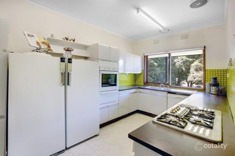 Property photo of 12 Wonga Road Ringwood VIC 3134