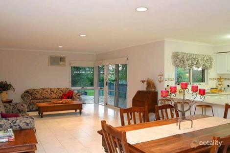 Property photo of 12 Mason Way Berwick VIC 3806