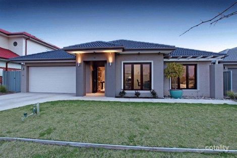 34 Otago Loop, Caroline Springs, VIC 3023