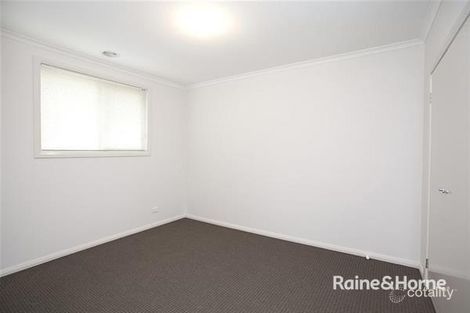 Property photo of 19 Herring Loop Caroline Springs VIC 3023