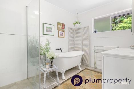 Property photo of 36 Mabb Street Kenmore QLD 4069