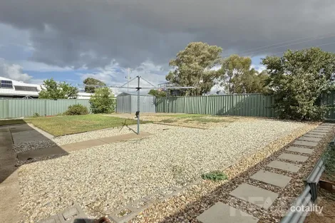 Property photo of 31 Tantoon Circuit Forest Hill NSW 2651