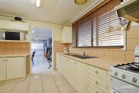 Property photo of 16 Bottlebrush Drive Hoppers Crossing VIC 3029