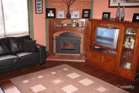 Property photo of 21 Brazier Street Eaglehawk VIC 3556