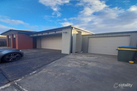 Property photo of 11 Botanical Drive Truganina VIC 3029