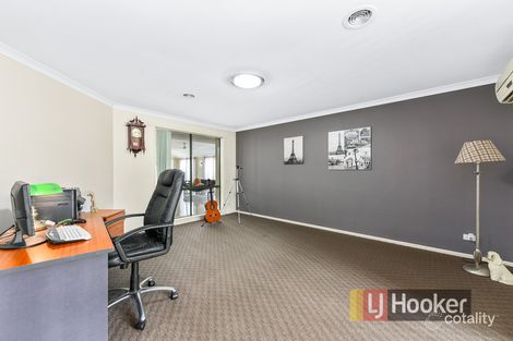 Property photo of 4 Bellflower Place Hampton Park VIC 3976