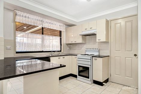 Property photo of 2/123 Hume Boulevard Killarney Vale NSW 2261