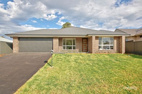 6 Kurrajong Cres, Tahmoor, NSW 2573