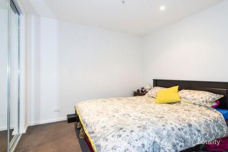 Property photo of 210/76 Keilor Road Essendon North VIC 3041