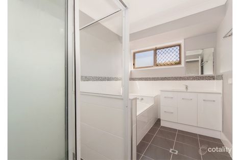 Property photo of 8 Turner Street Eastern Heights QLD 4305