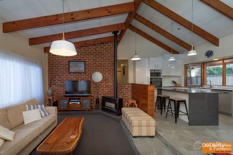 Property photo of 1/19 Bungendore Road Queanbeyan East NSW 2620