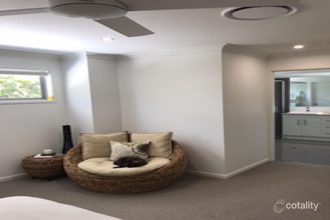 Property photo of 15 Seaside Close Thorneside QLD 4158