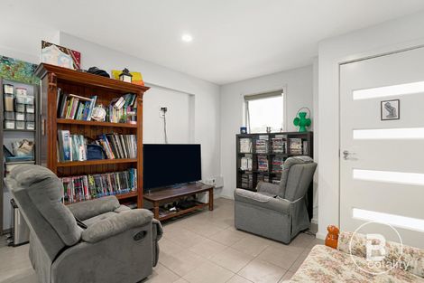 Property photo of 4/719 Geelong Road Canadian VIC 3350