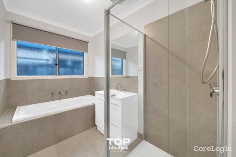 Property photo of 15 Peledora Place Lyndhurst VIC 3975