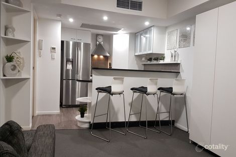 Property photo of 429/36 Macdonald Street Kangaroo Point QLD 4169