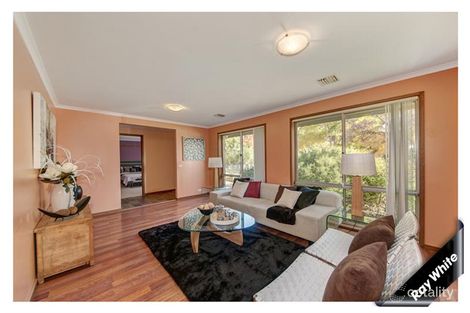 Property photo of 9 Wheelwright Crescent Banks ACT 2906