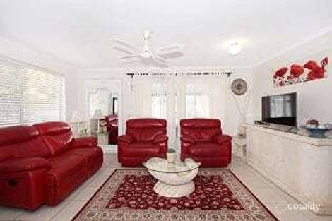 Property photo of 4/96 Amarina Avenue Mooloolaba QLD 4557