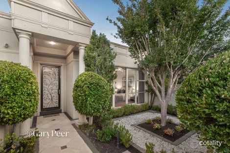 Property photo of 1/4 Kent Grove Caulfield North VIC 3161