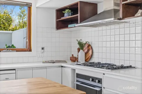 Property photo of 3 Little Withers Street Albert Park VIC 3206