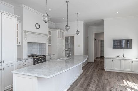 Property photo of 5 Sunburst Avenue Balwyn North VIC 3104