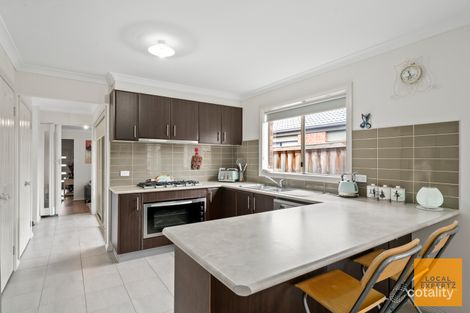 Property photo of 32 Oakpark Drive Harkness VIC 3337
