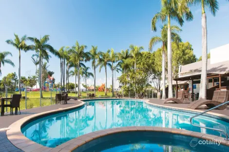 40/2 Landsborough Pde, Golden Beach, QLD 4551