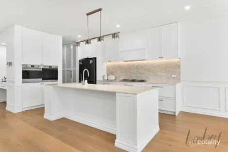 Property photo of 5 Cassia Way Mickleham VIC 3064