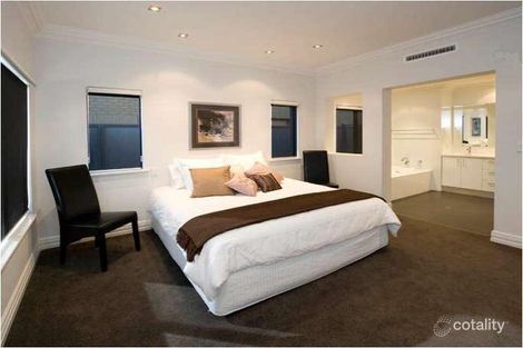 Property photo of 7 Jacana Circle Gwelup WA 6018
