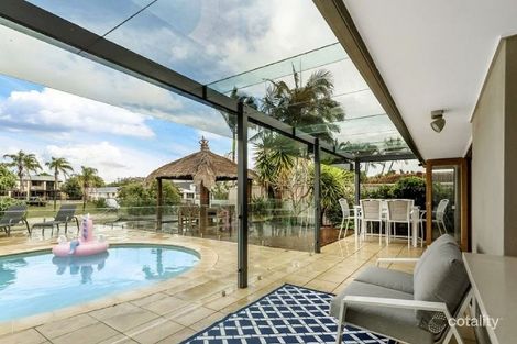 Property photo of 25 Rudd Street Broadbeach Waters QLD 4218