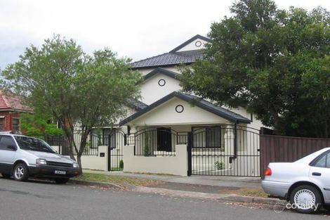 2 Hocking Ave, Earlwood, NSW 2206