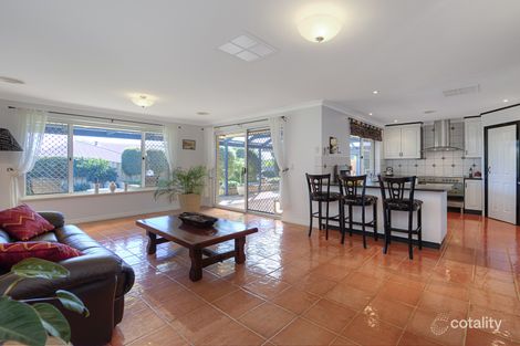 Property photo of 6 Malbec Place Mount Nasura WA 6112