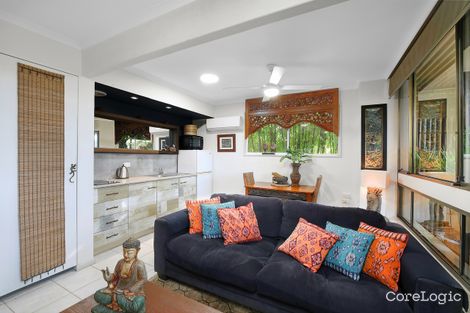 Property photo of 8 Hughes Street Point Clare NSW 2250