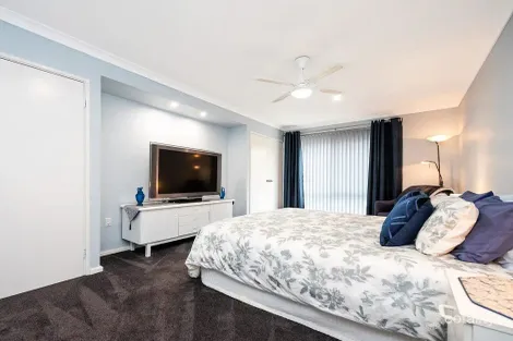 Property photo of 11 Berberis Way Forrestfield WA 6058