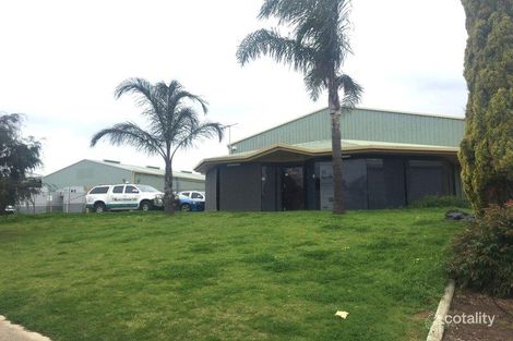 4 Somerset Cct, Lonsdale, SA 5160