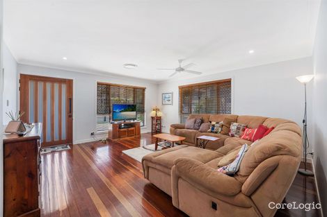 Property photo of 8 Seaforth Close Albany Creek QLD 4035