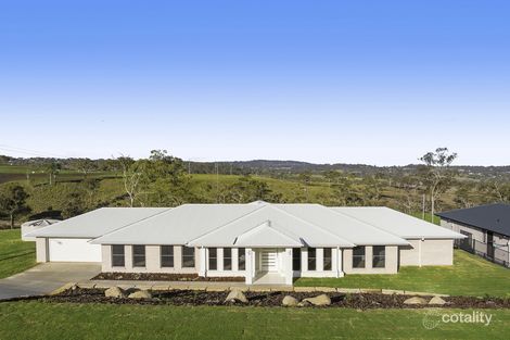 9 Silverleaf Ave, Mount Rascal, QLD 4350