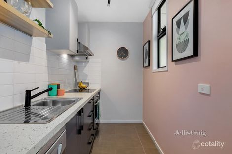 Property photo of 4/140 McKinnon Road McKinnon VIC 3204