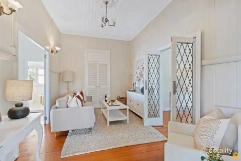Property photo of 349 Upper Esplanade Manly QLD 4179