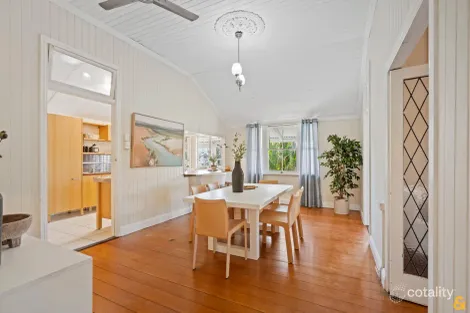 Property photo of 349 Upper Esplanade Manly QLD 4179