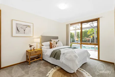 Property photo of 59 Maroong Drive Research VIC 3095