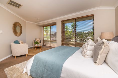 Property photo of 3 Lotherton Way Hocking WA 6065