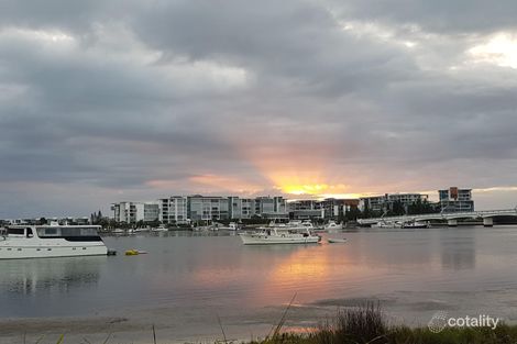 Property photo of 2 Ephraim Island Parade Paradise Point QLD 4216