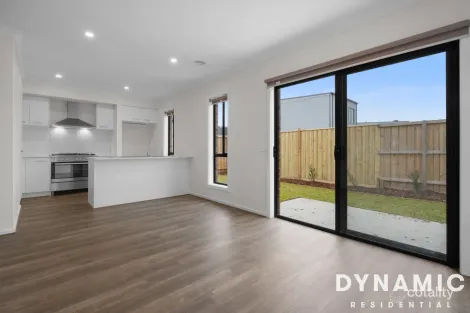 Property photo of 27 Fritelli Circuit Wyndham Vale VIC 3024