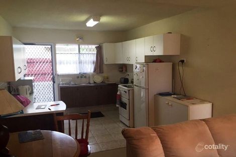 2/6 Twenty Fifth Ave, Palm Beach, QLD 4221