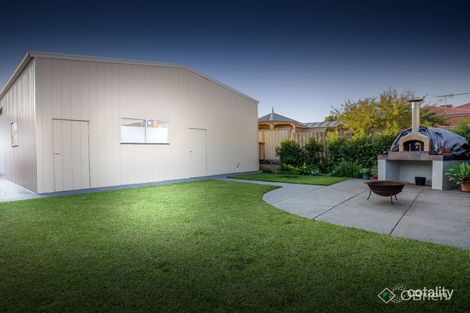 Property photo of 24 Queensberry Court Hillside VIC 3037