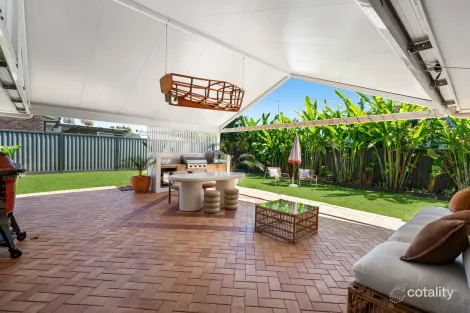 24 Tarcutta St, Cleveland, QLD 4163