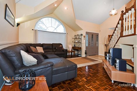 Property photo of 13 Aronia Court Regents Park QLD 4118